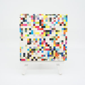 Holzbild Grafikdesign Bunte Pixel weiß (XL)