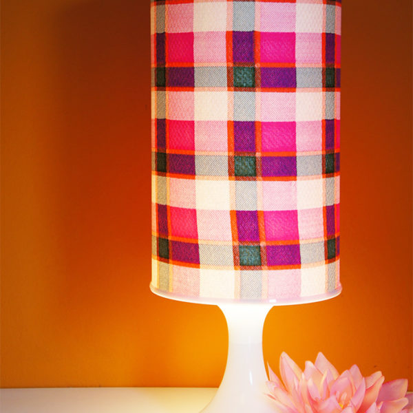 Tischleuchte Loungelampe pink kariert