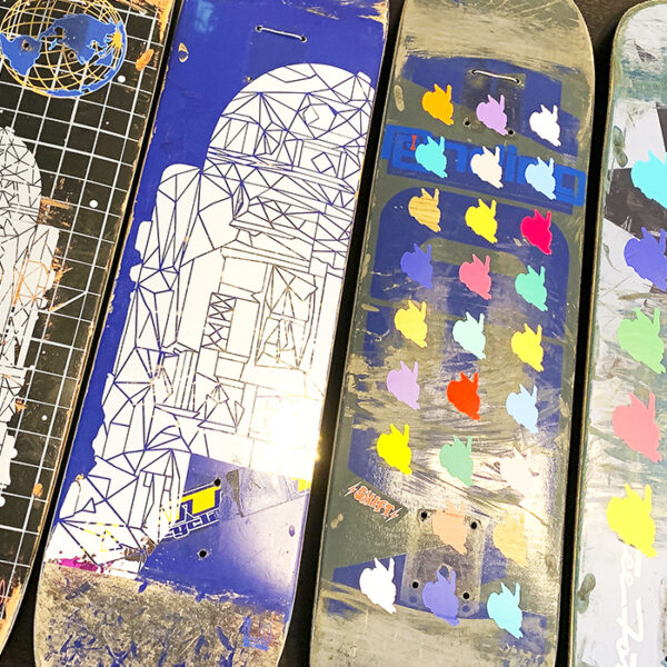 Skateboard Upcycling Wanddekoration - R2D2 Design – Bild 3